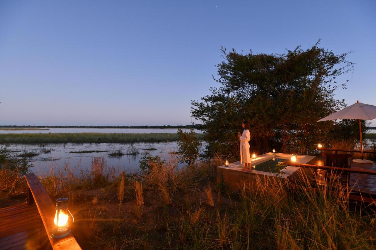 Royal Zambezi Lodge Mafuta Exterior foto